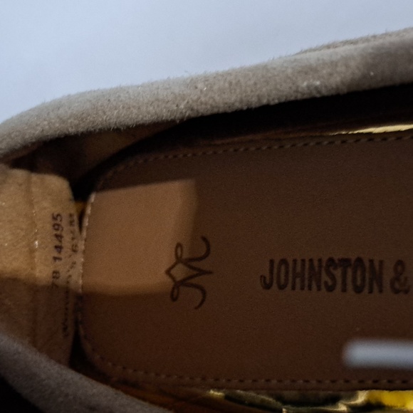 Johnston & Murphy Maggie Penny Loafer - Gold - Picture 7 of 7